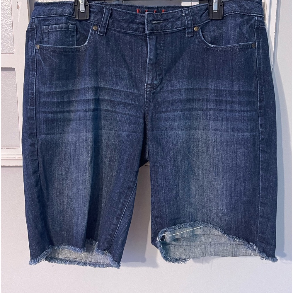 ELLE Women’s Jean Shorts Size 14